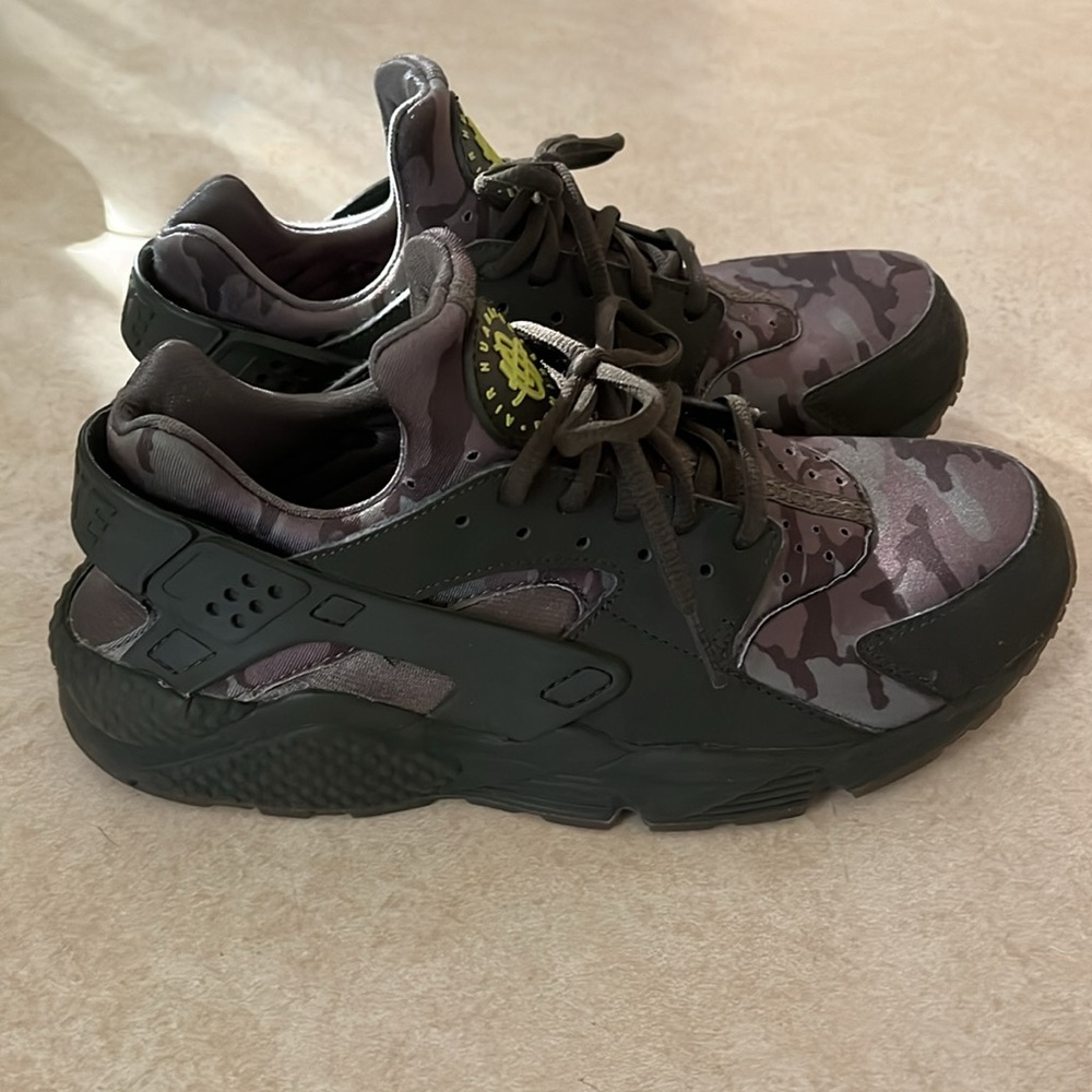 Camo and Green Nike Huraches.